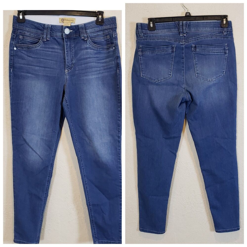 Democracy "AB"SOLUTION Straight Leg Jeans Women's Light Blue Size 12